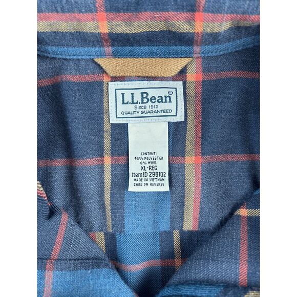 Men's L.L. Bean Button Down Flannel Polyester/Wool Blend Shirt, XL, Blue - Picture 6 of 9